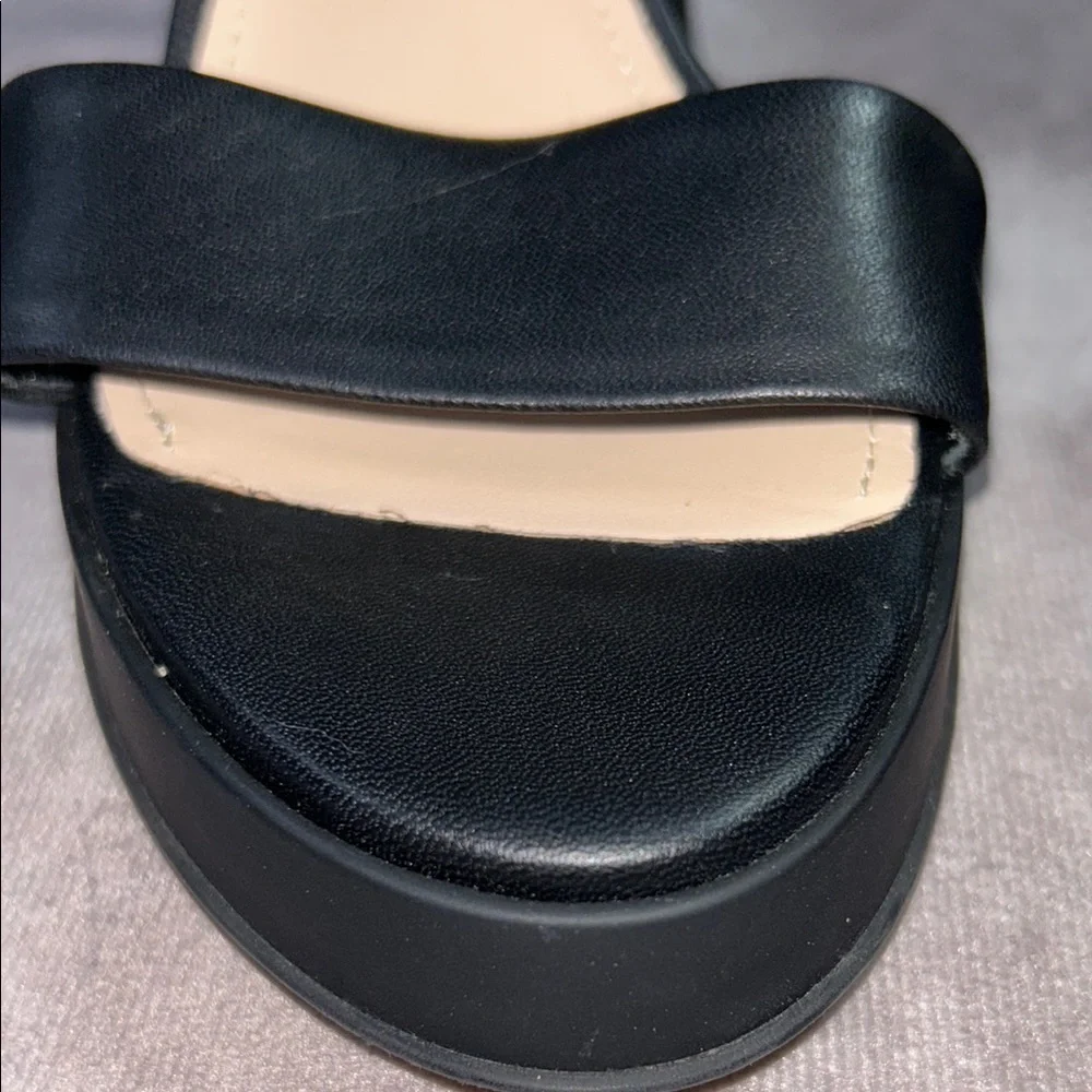 NWT AGL Janis Sandal Black Platform Sandals Heel Ankle Wrap Buckle Size 39
